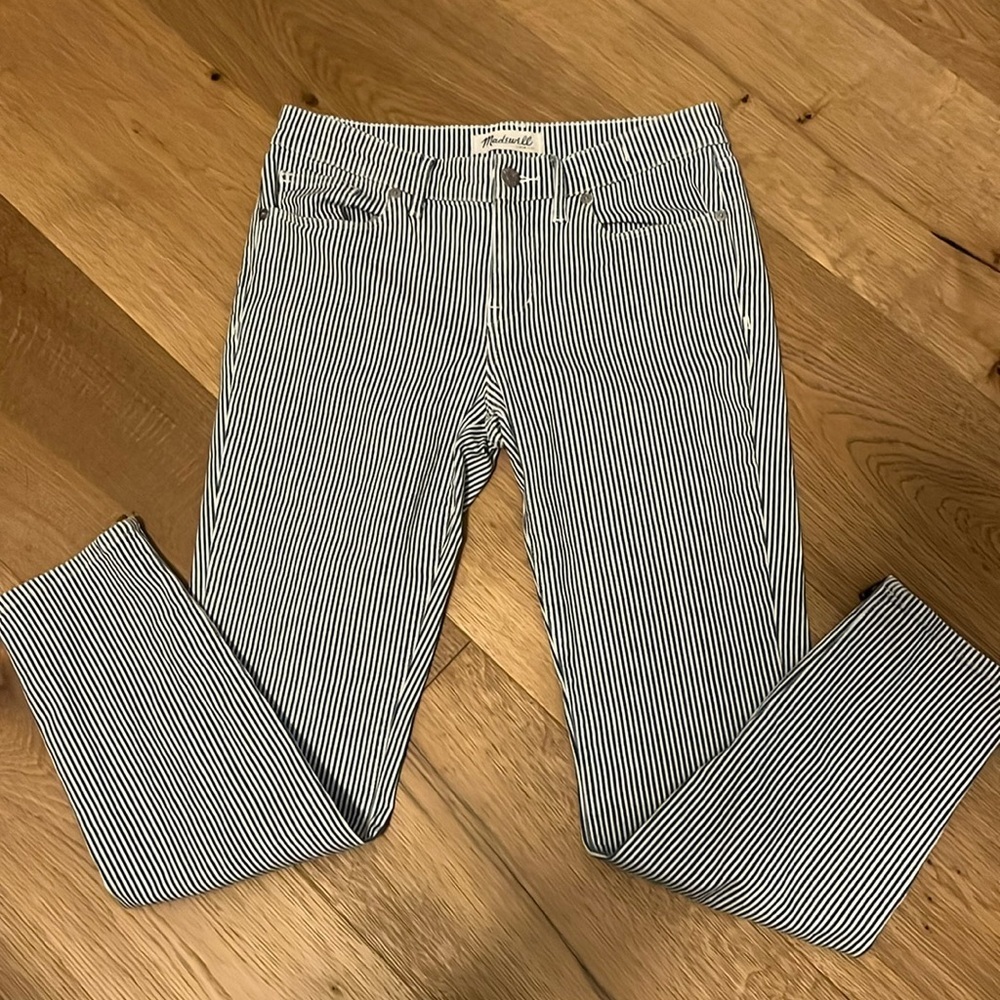 Madewell EUC blue and white striped jeans size 28